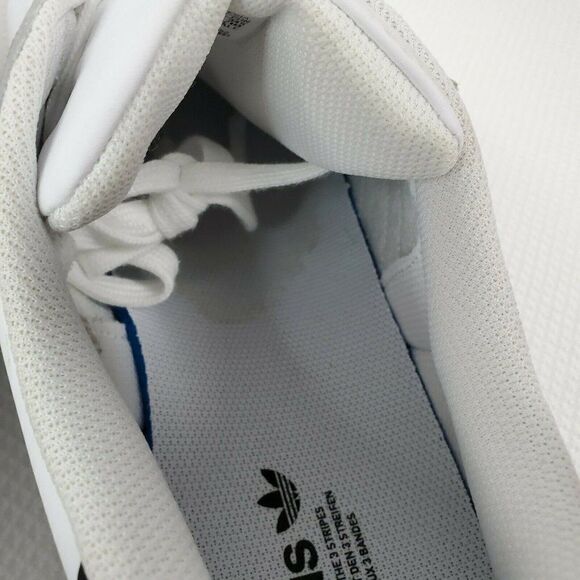 Adidas Originals Men\'s Superstar Sneaker 19 US main image 5